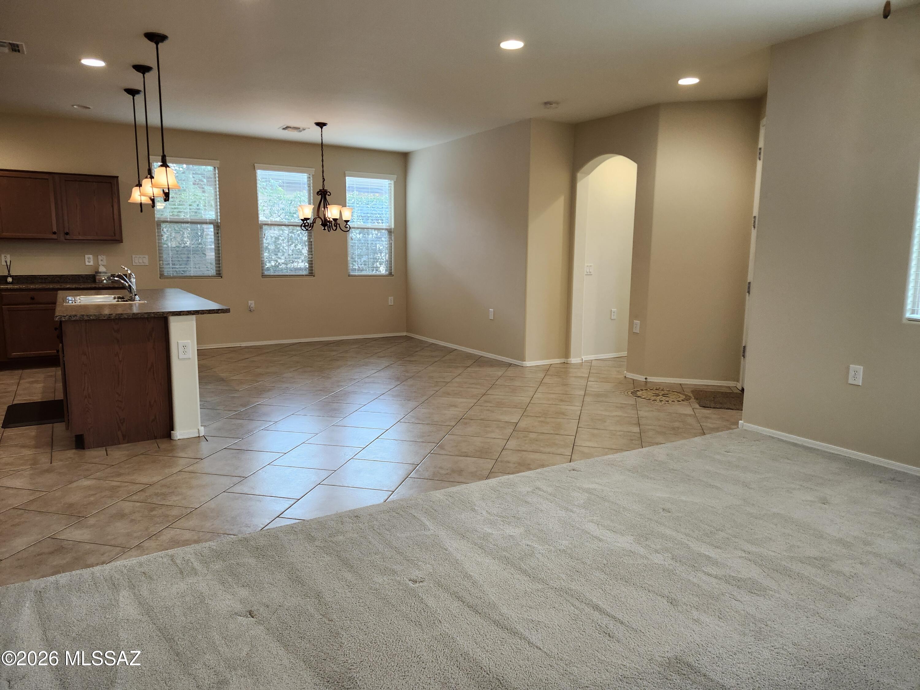 13979 East Cheavront Loop Vail, AZ 85641 - Photo 5 of 39 20260507_150003