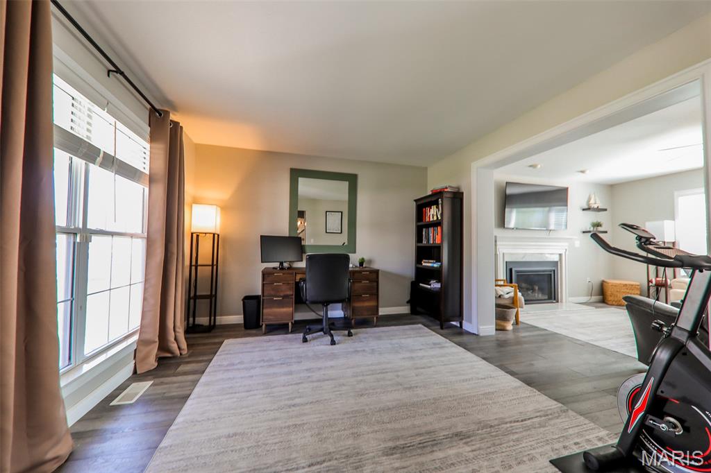 3228 Cloverridge Lane Belleville, IL 62221 - Photo 12 of 24