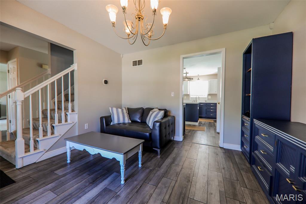 3228 Cloverridge Lane Belleville, IL 62221 - Photo 13 of 24