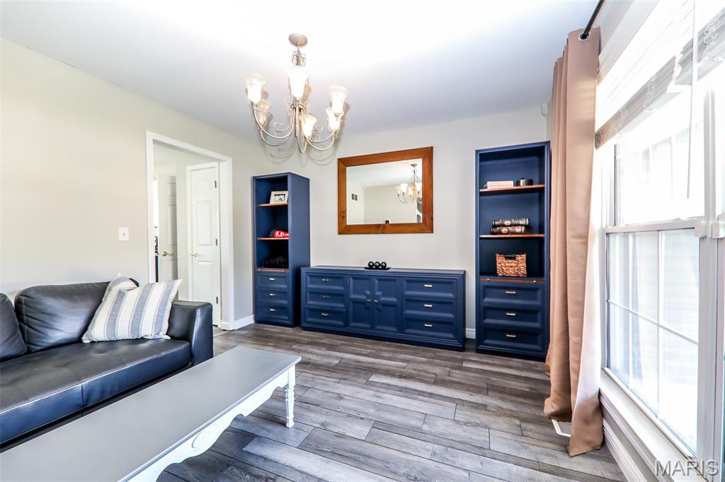 3228 Cloverridge Lane Belleville, IL 62221 - Photo 2 of 24