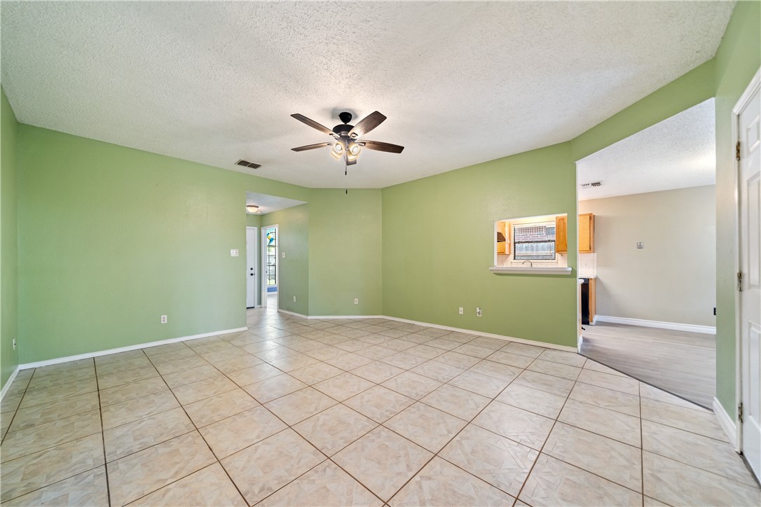 2094 Ridgewood Circle Ingleside, TX 78362 - Photo 7 of 23