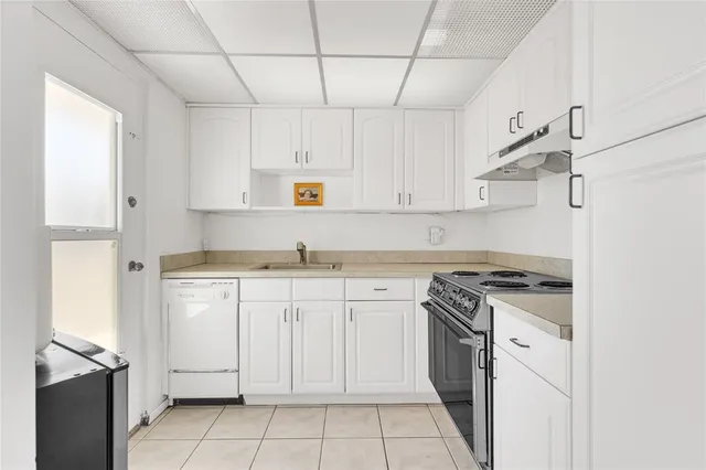 $184,900 | 2555 Northeast 11th Street, Unit 804, Fort Lauderdale, FL 33304