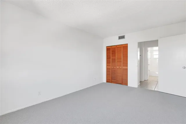 $184,900 | 2555 Northeast 11th Street, Unit 804, Fort Lauderdale, FL 33304