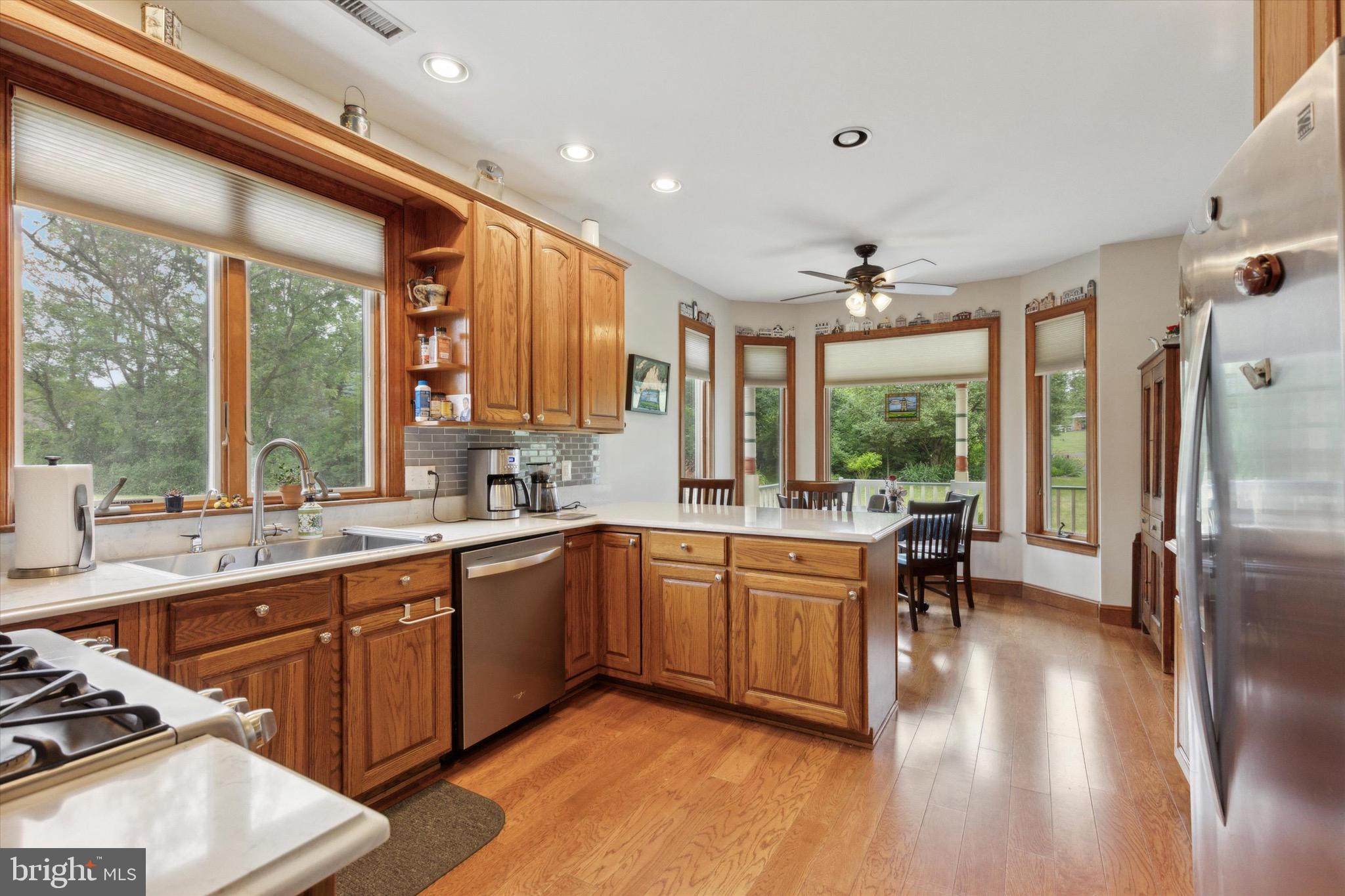 51 Homestead Road Kintnersville, PA 18930 - Photo 8 of 53 Gallery Image 8