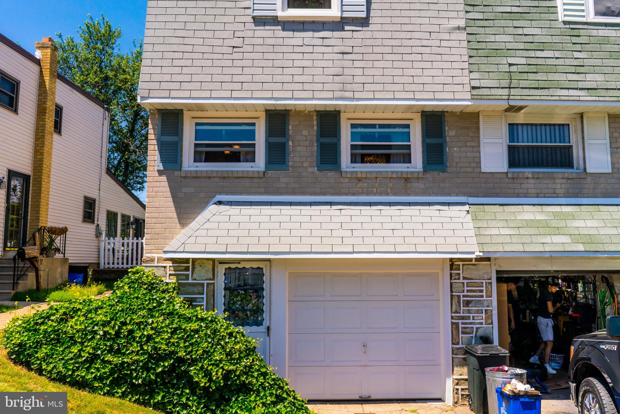 2814 Chase Road Philadelphia, PA 19152 - Photo 2 of 33 Gallery Image 2