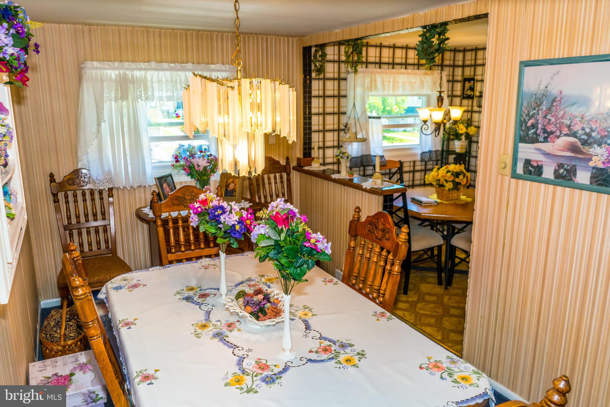 2814 Chase Road Philadelphia, PA 19152 - Photo 8 of 33 Gallery Image 8