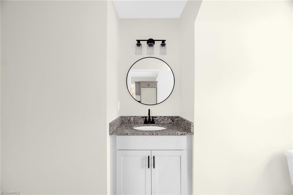 705 Mountain Road Asheboro, NC 27205 - Photo 17 of 30