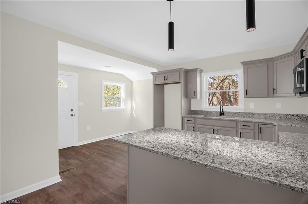 705 Mountain Road Asheboro, NC 27205 - Photo 7 of 30