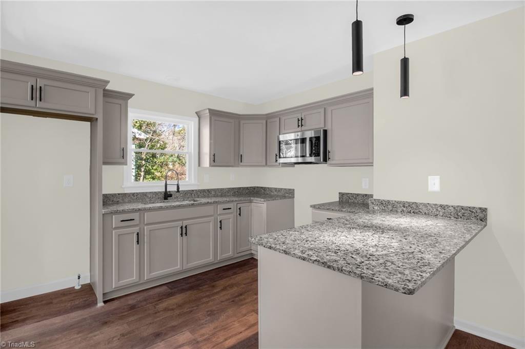 705 Mountain Road Asheboro, NC 27205 - Photo 9 of 30