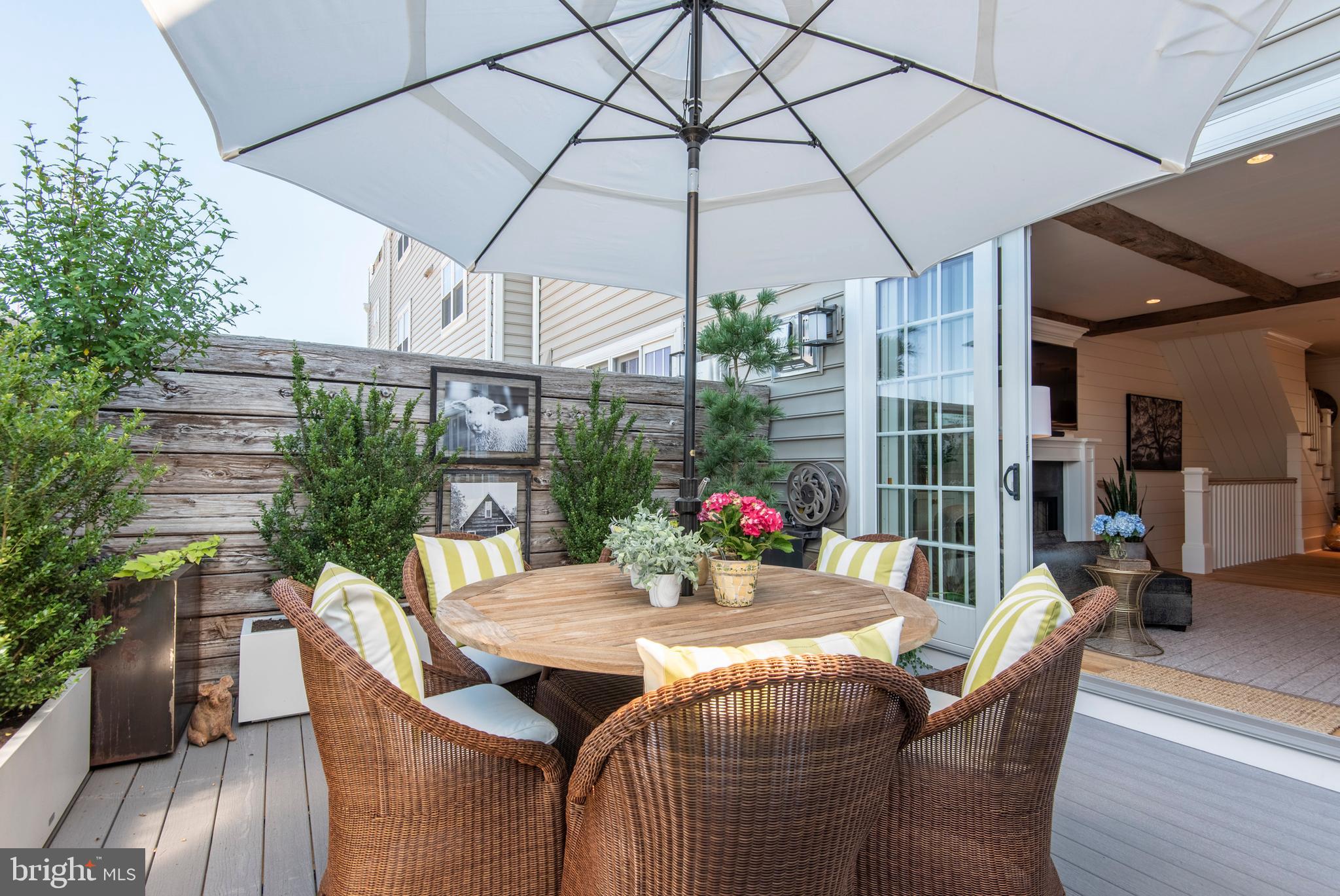 4726 Cross Street Philadelphia, PA 19128 - Photo 16 of 49 Deck