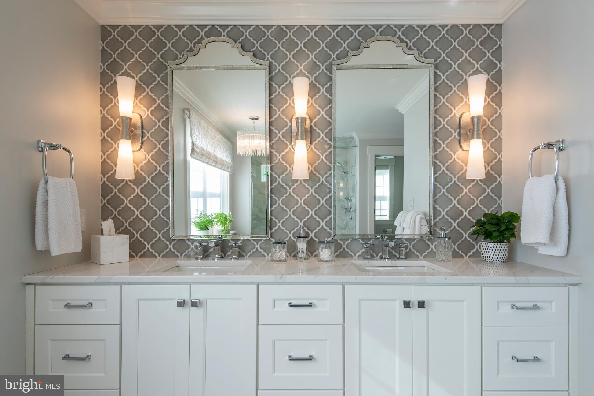 4726 Cross Street Philadelphia, PA 19128 - Photo 26 of 49 Master Bathroom