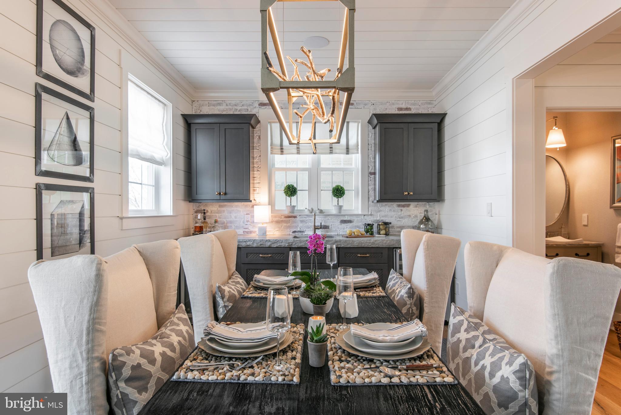 4726 Cross Street Philadelphia, PA 19128 - Photo 10 of 49 Dining Room