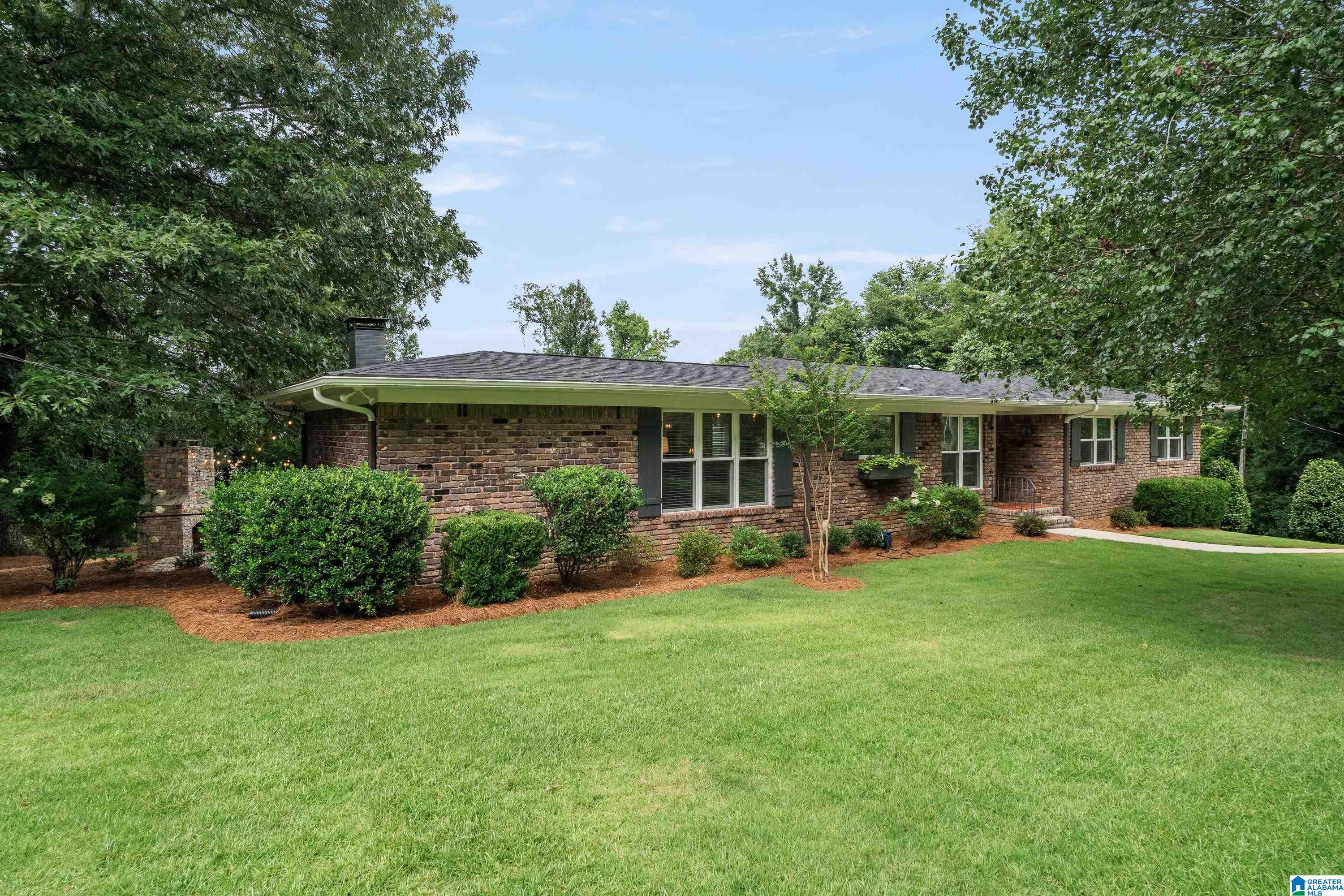 2494 Dolly Ridge Trail Birmingham, AL 35243 - Photo 2 of 54 Gallery Image 2