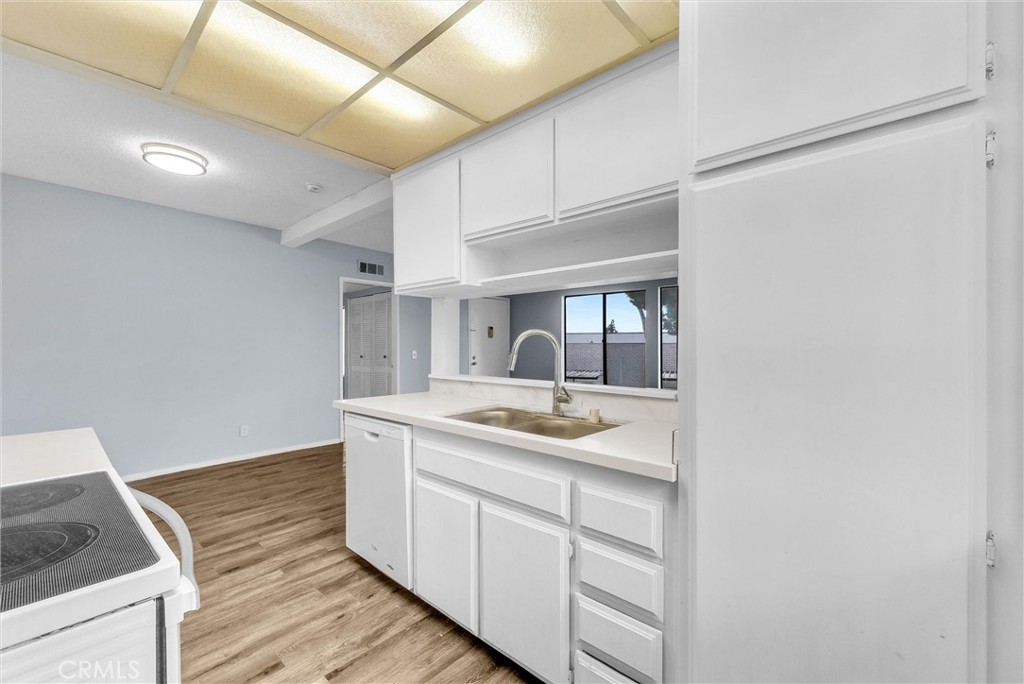 1735 East Washington Street, Unit B28 Colton, CA 92324 - Photo 5 of 9