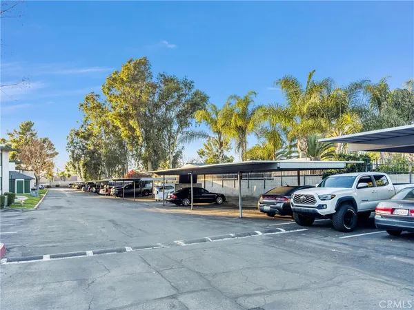 $200,000 | 1735 East Washington Street, Unit B28, Colton, CA 92324