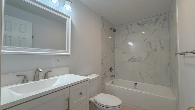 $2,000 | 1680 Center Groton Road, Unit B, Ledyard, CT 06339