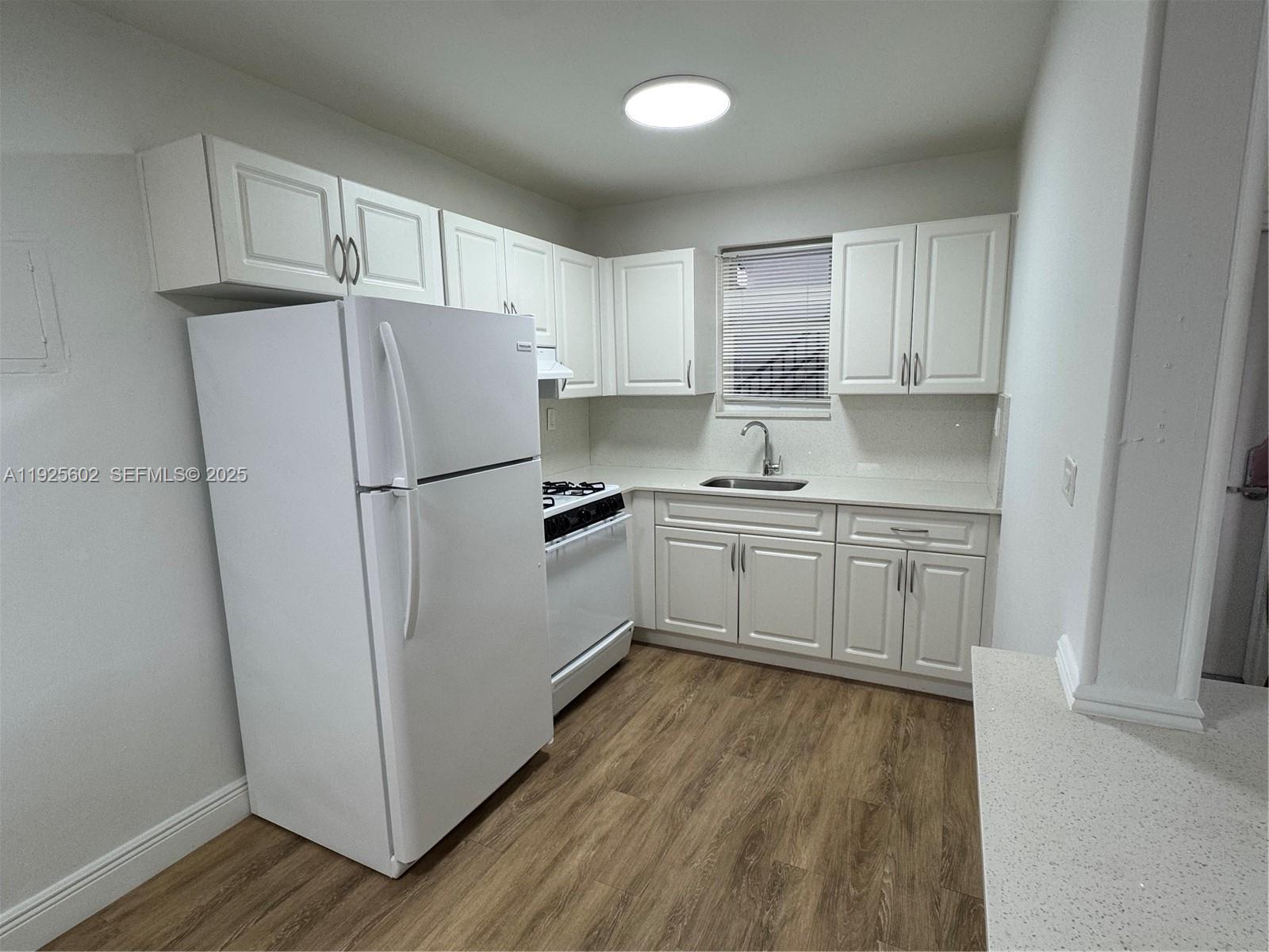 6705 Southwest 44th Street, Unit 27 Miami, FL 33155 - Photo 3 of 7