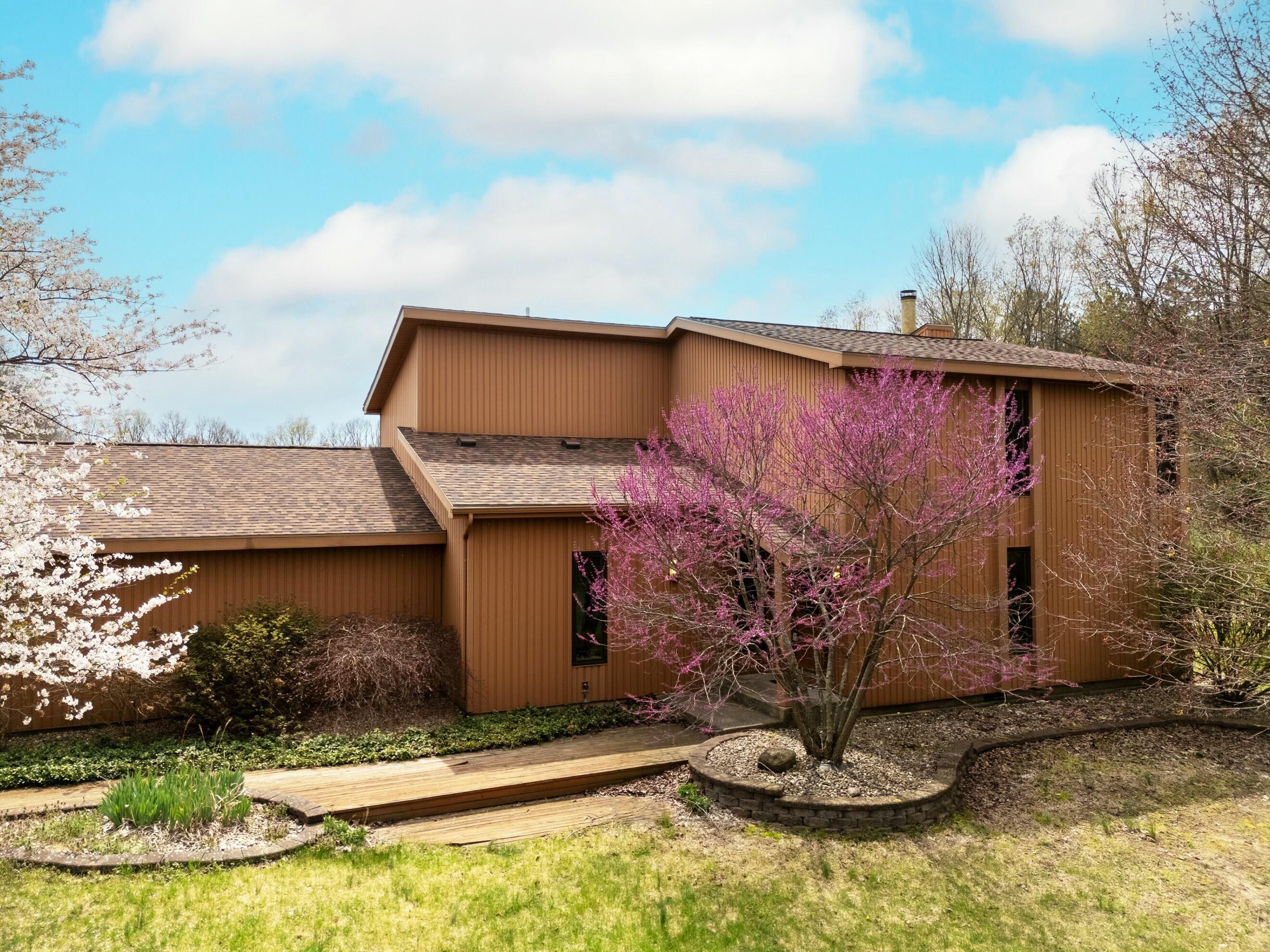 2990 East Baseline Road Plainwell, MI 49080 - Photo 1 of 43 tempImagewC0wzC