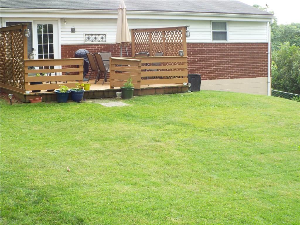 4522 Dawn Road Gibsonia, PA 15044 - Photo 3 of 25