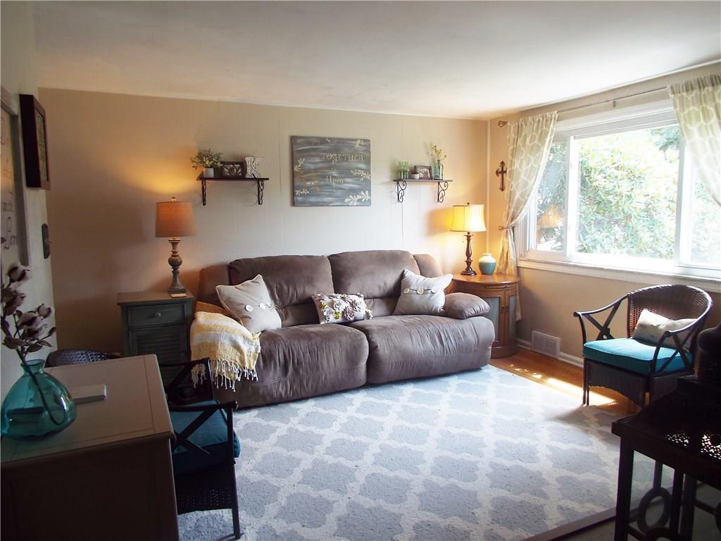 4522 Dawn Road Gibsonia, PA 15044 - Photo 9 of 25