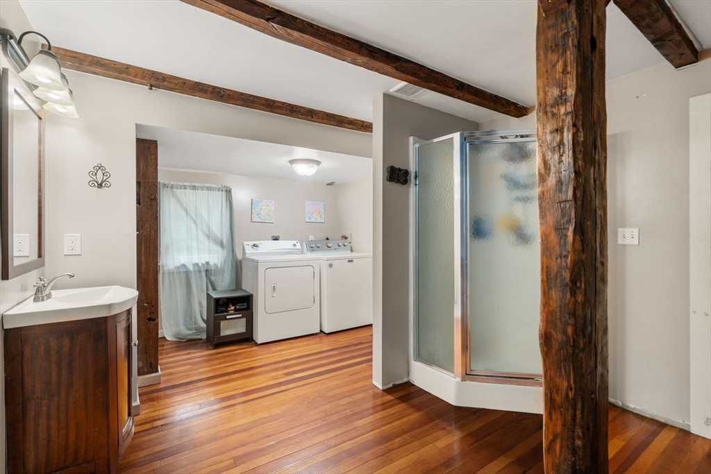 16 Summit Avenue Sturbridge, MA 01518 - Photo 29 of 37