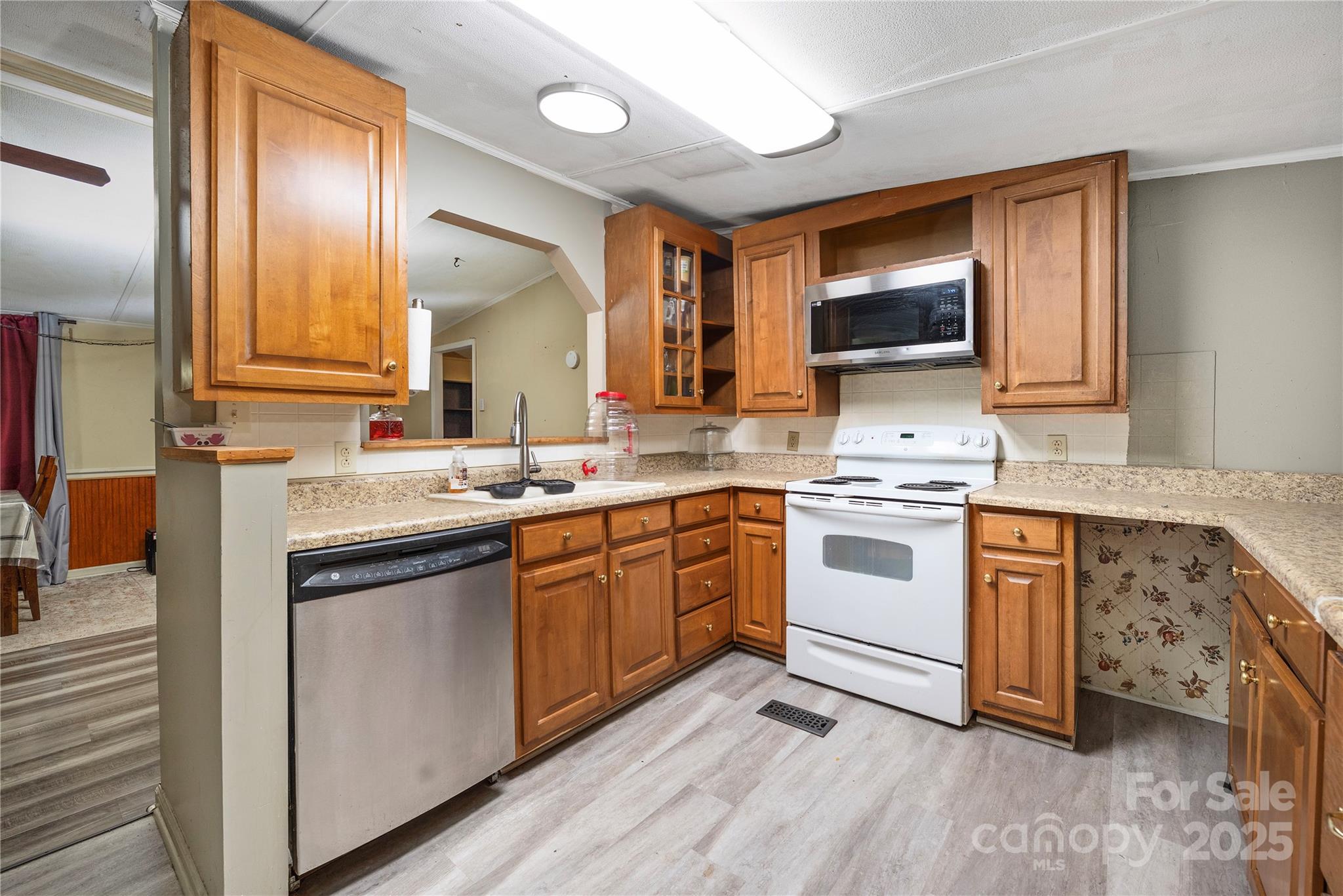 140 Silverlining Road Mooresville, NC 28117 - Photo 10 of 47