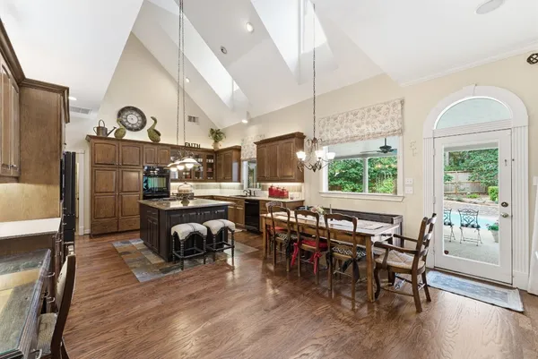 $1,230,000 | 147 North Taylor Point Drive, Spring, TX 77382