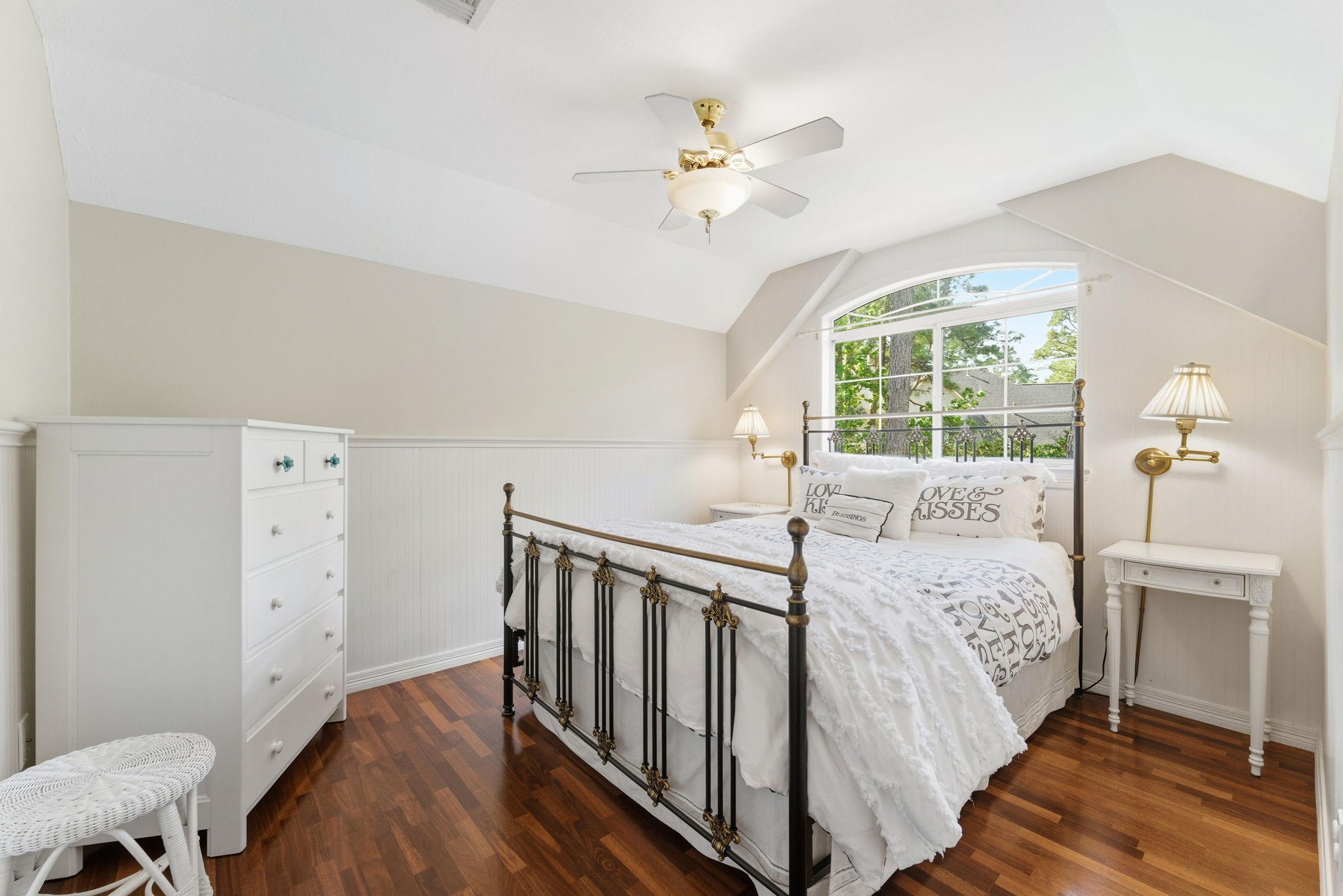 147 North Taylor Point Drive Spring, TX 77382 - Photo 31 of 44 This 3rd bedroom has hardwood floors and soft natural light with an ensuite bathroom.