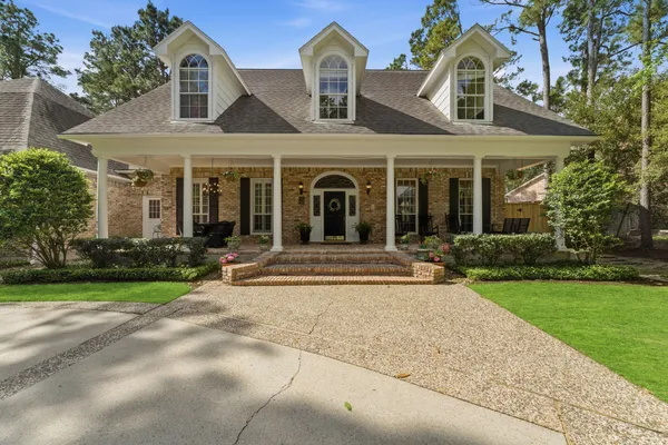 $1,230,000 | 147 North Taylor Point Drive, Spring, TX 77382