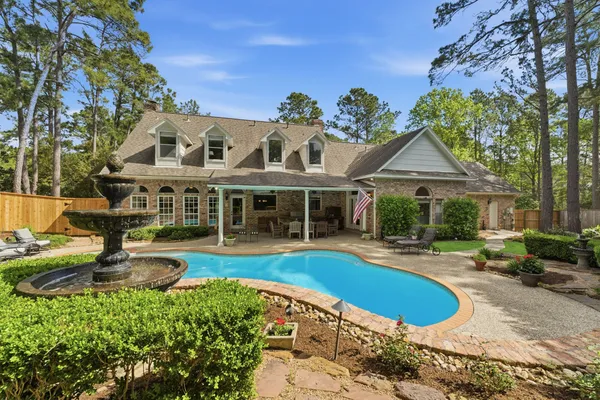 $1,230,000 | 147 North Taylor Point Drive, Spring, TX 77382