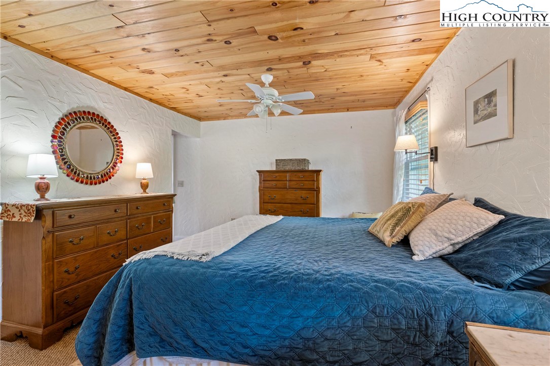 233 Ridgewood Drive Boone, NC 28607 - Photo 19 of 38 Gallery Image 19