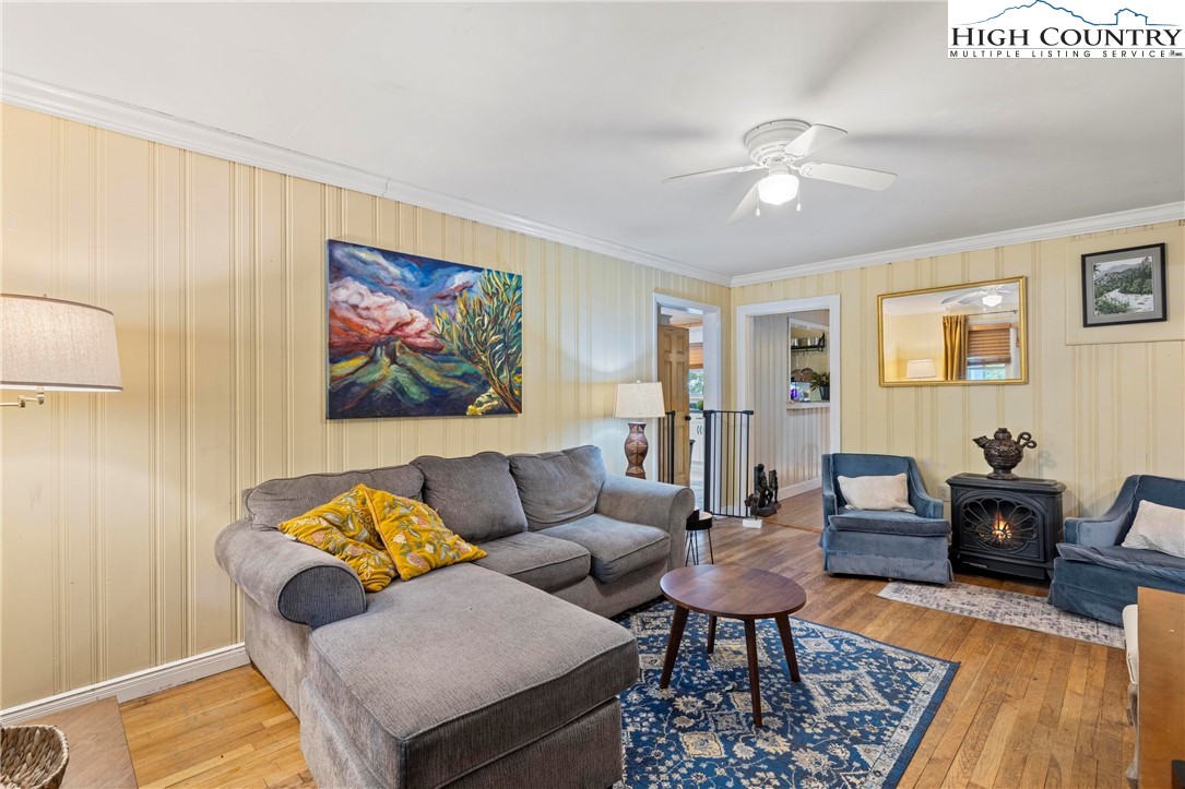 233 Ridgewood Drive Boone, NC 28607 - Photo 4 of 38 Gallery Image 4