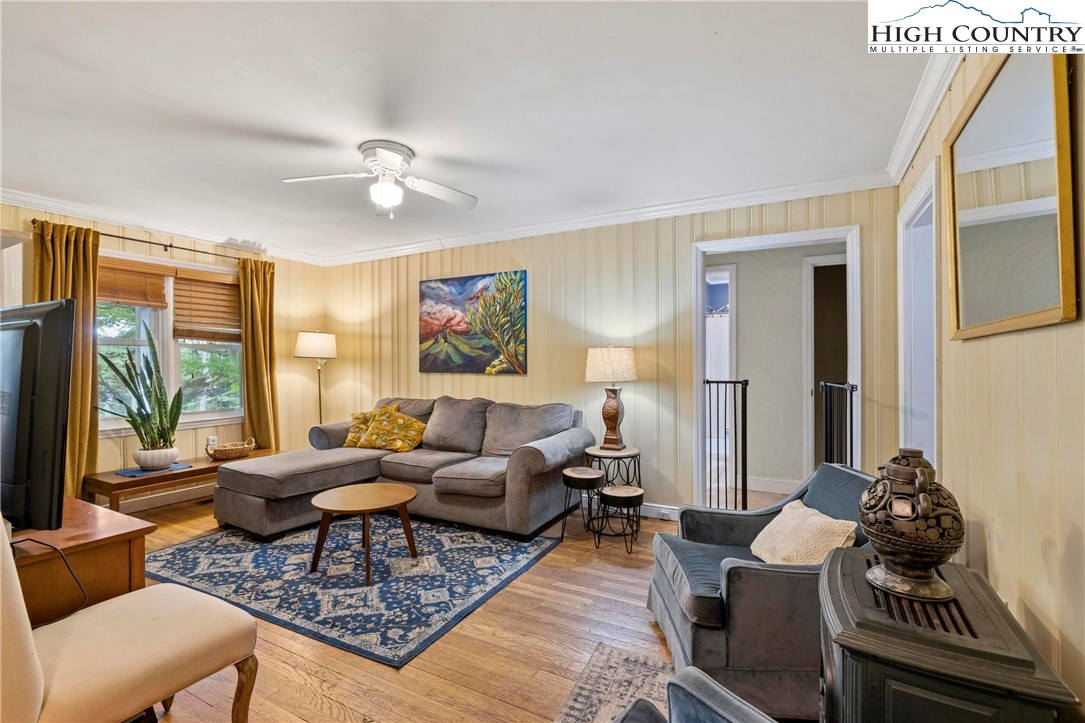 233 Ridgewood Drive Boone, NC 28607 - Photo 5 of 38 Gallery Image 5