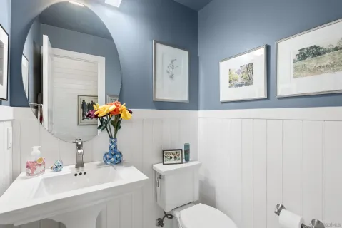 $2,995,000 | 7718 Ivanhoe E Avenue, La Jolla, CA 92037