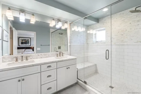 $2,995,000 | 7718 Ivanhoe E Avenue, La Jolla, CA 92037