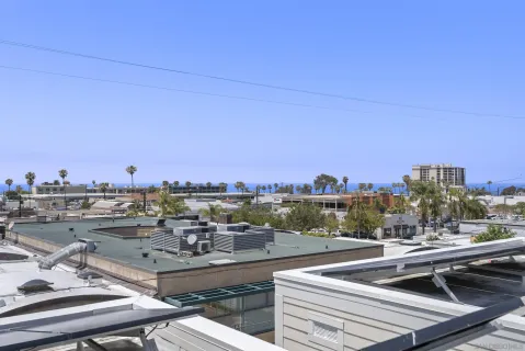 $2,995,000 | 7718 Ivanhoe E Avenue, La Jolla, CA 92037