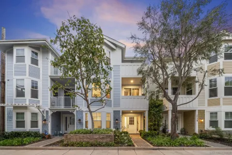 $2,995,000 | 7718 Ivanhoe E Avenue, La Jolla, CA 92037