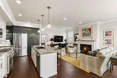$2,995,000 | 7718 Ivanhoe E Avenue, La Jolla, CA 92037