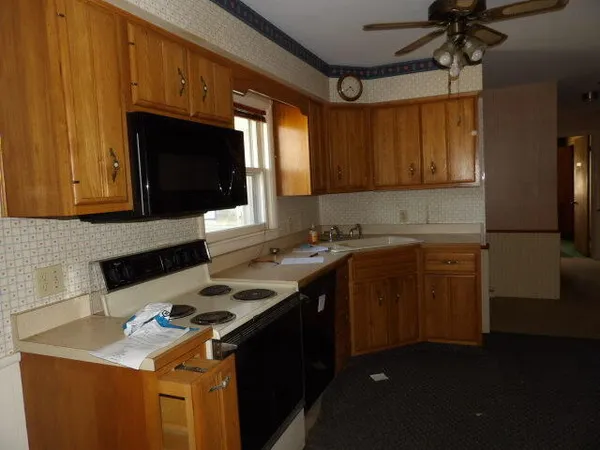 $239,000 | 7100 Hazelwood, Richland, MI 49083