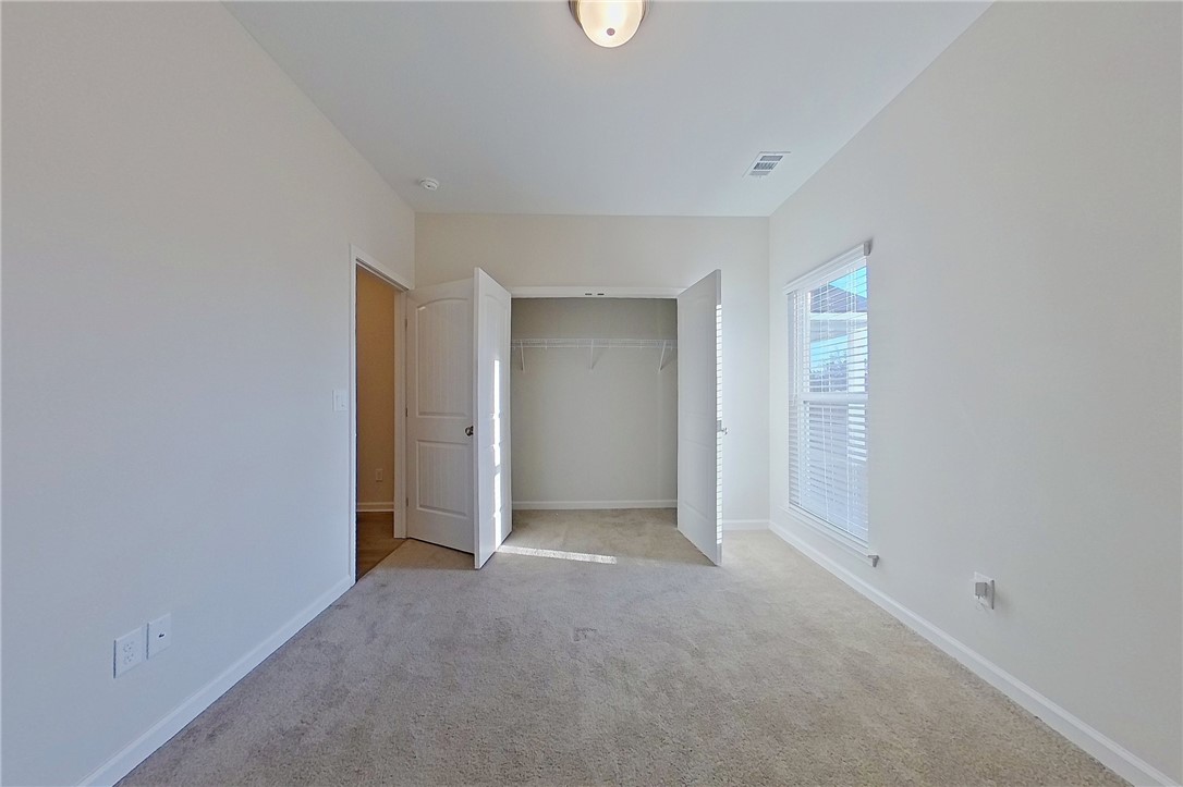 247 Chestnut Drive Brunswick, GA 31523 - Photo 20 of 49 Downstairs Bedroom #1