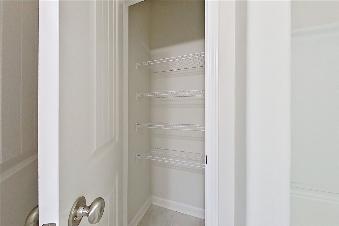 247 Chestnut Drive Brunswick, GA 31523 - Photo 24 of 49 Closet