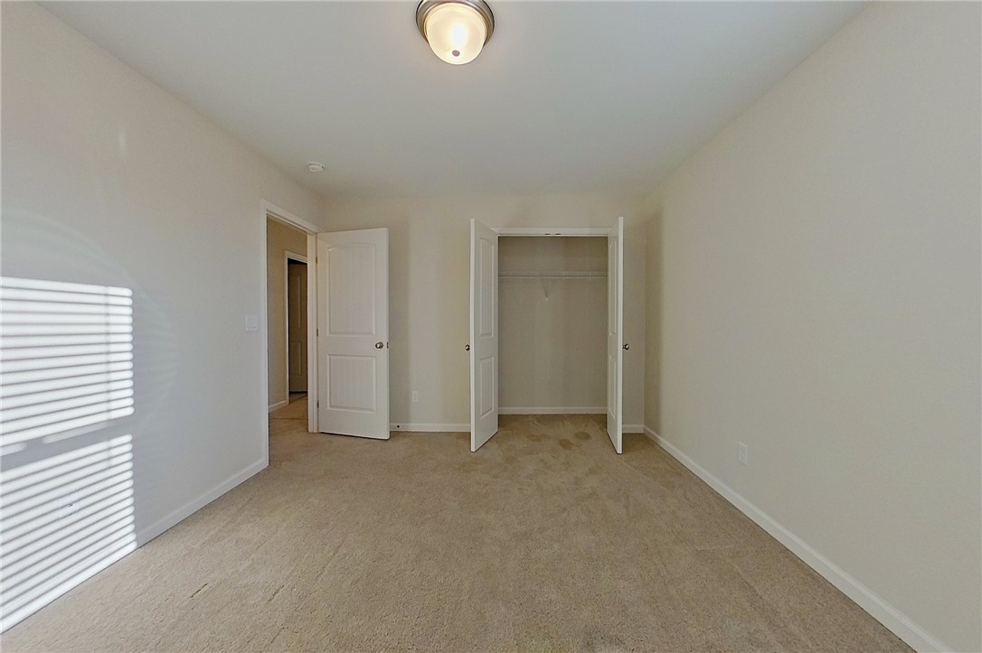 247 Chestnut Drive Brunswick, GA 31523 - Photo 36 of 49 Upstairs Bedroom #2