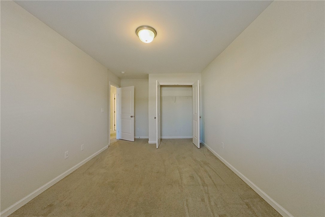 247 Chestnut Drive Brunswick, GA 31523 - Photo 40 of 49 Upstairs Bedroom #4