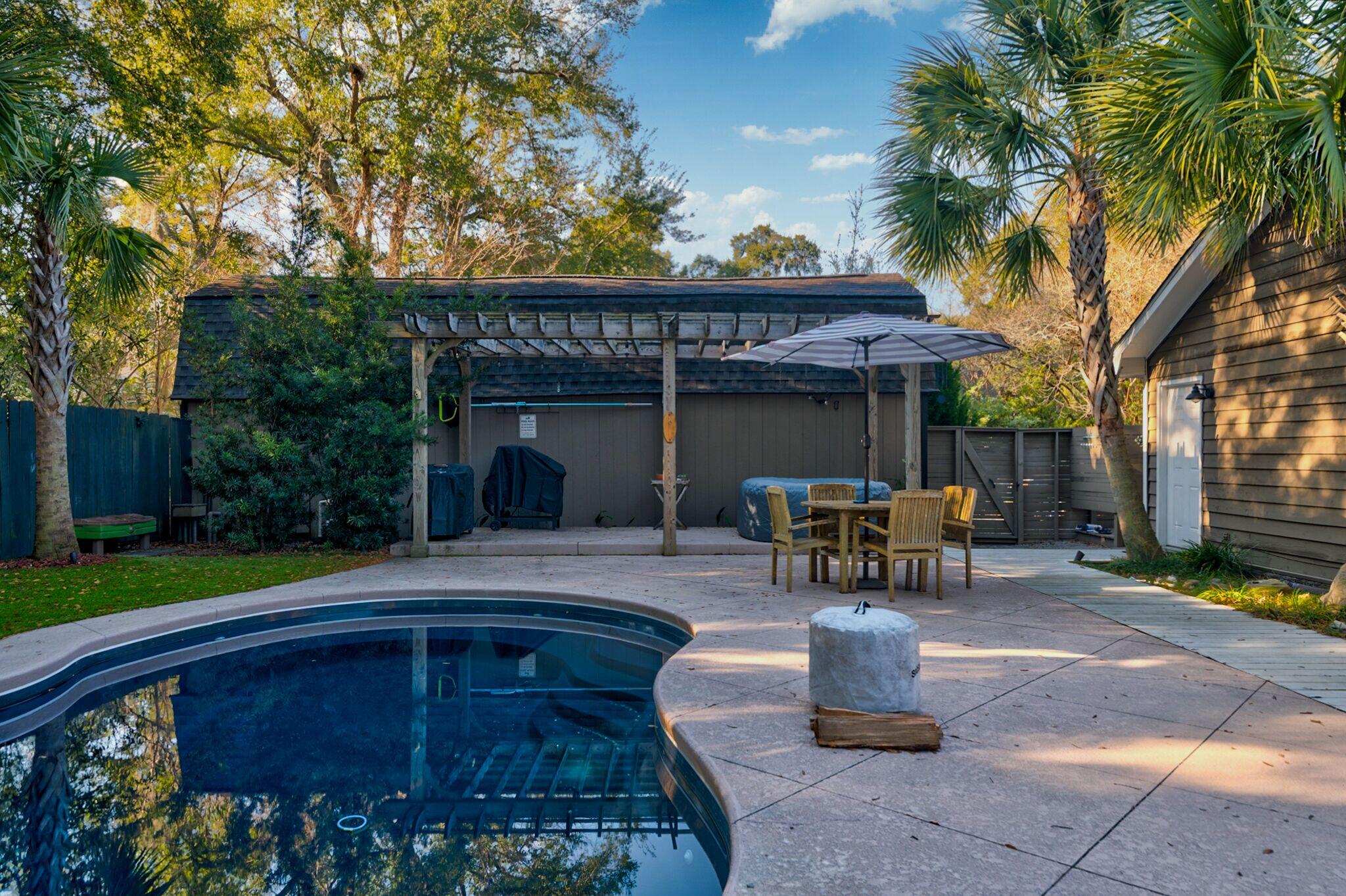 731 Fort Johnson Road Charleston, SC 29412 - Photo 32 of 39 731 Fort Johnson - 51 - CMG