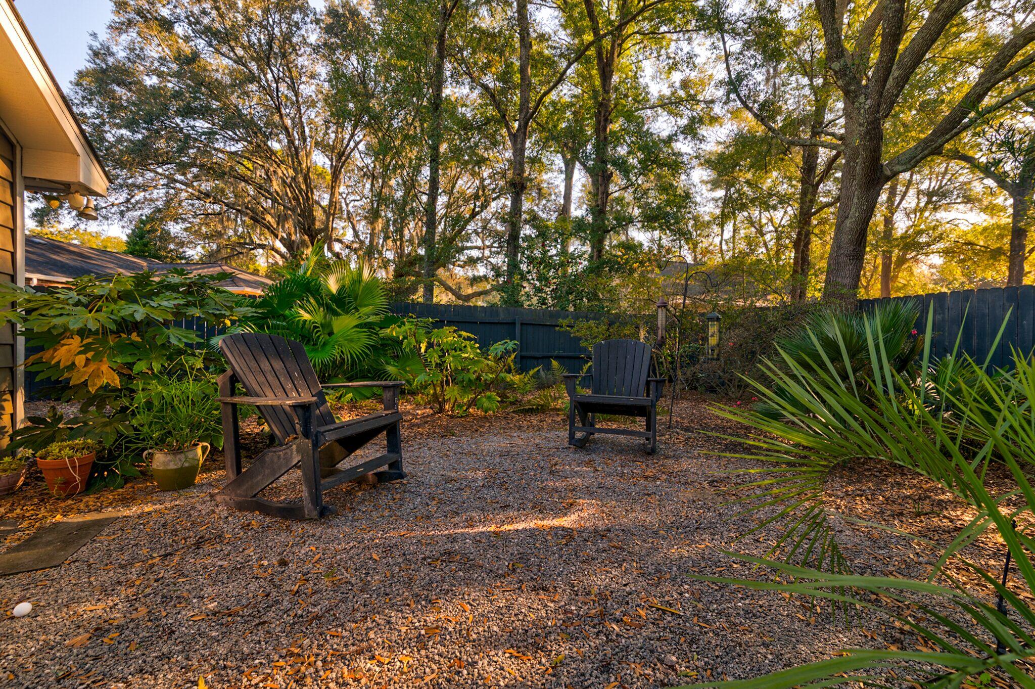 731 Fort Johnson Road Charleston, SC 29412 - Photo 37 of 39 731 Fort Johnson - 49 - CMG
