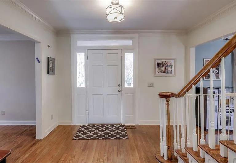 555 Greenland Road Northeast Sandy Springs, GA 30342 - Photo 2 of 47