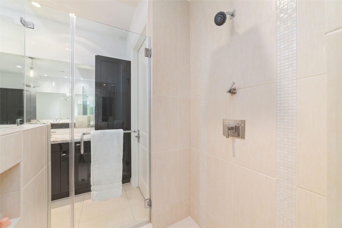 2221 Welch Street, Unit 201 Houston, TX 77019 - Photo 39 of 49 a bathroom with a shower