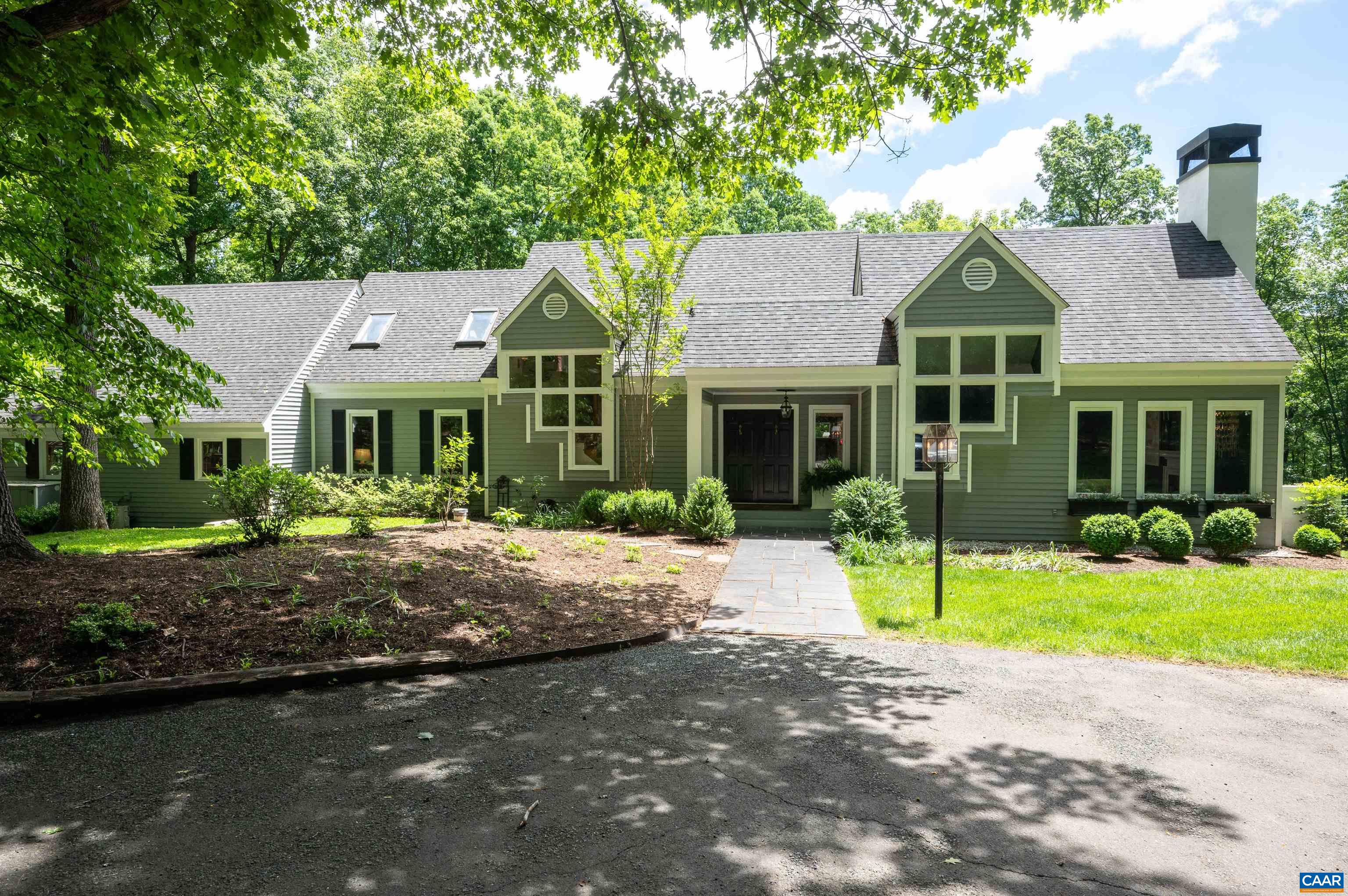 275 Spring Lane Charlottesville, VA 22903 - Photo 4 of 67 Gallery Image 4