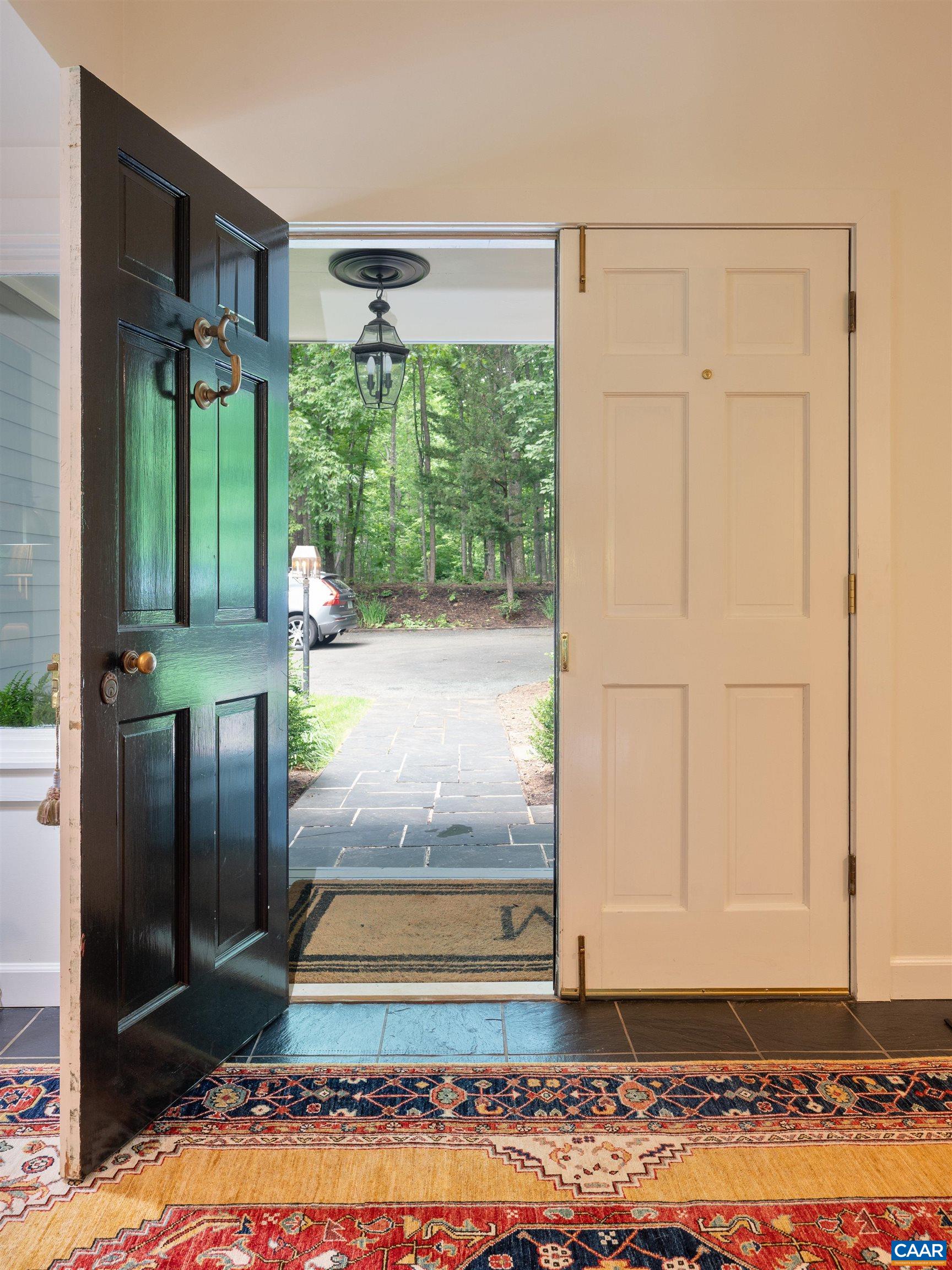 275 Spring Lane Charlottesville, VA 22903 - Photo 5 of 67 Gallery Image 5