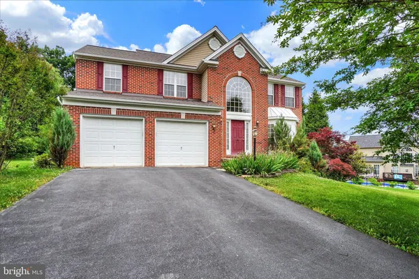 $479,900 | 665 Clydesdale Drive, York, PA 17402